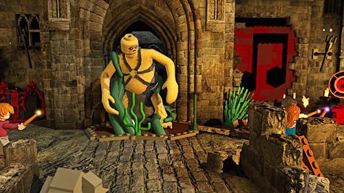 Switch to Ron and pull the seeds out of the orange box - scatter them near the giant - Harry Potter Years 5-7: Snapes Tears - Year 7 - LEGO Harry Potter Years 5-7 Guide