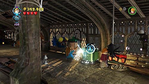 Take the handle and put it on the tank - Harry Potter Years 5-7: Snapes Tears - Year 7 - LEGO Harry Potter Years 5-7 Guide