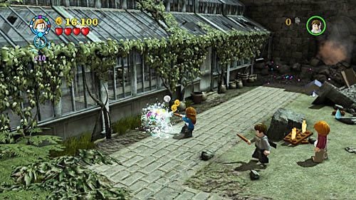 Go to the greenhouse on the left side of the square - you will find bricks scattered around - Harry Potter Years 5-7: The Flaw in the Plan - Year 7 - LEGO Harry Potter Years 5-7 Guide