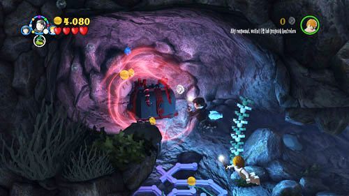 Get under the water, swim to the left, use LM spell and remove the vines - Harry Potter Years 5-7: Sword and Locket - secrets, collectibles - Year 7 - LEGO Harry Potter Years 5-7 Guide