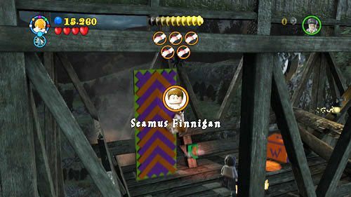 Use the Deluminator to place the light next to the spider - you will get a Weasley box - Harry Potter Years 5-7: Burning Bridges - secrets, collectibles - Year 7 - LEGO Harry Potter Years 5-7 Guide