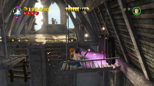 The last crest is also at the attic - Harry Potter Years 5-7: The Flaw in the Plan - secrets, collectibles - Year 7 - LEGO Harry Potter Years 5-7 Guide