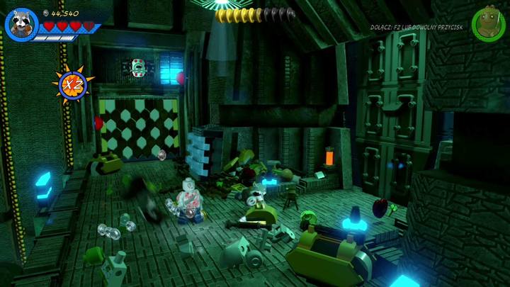 Get rid of the enemies on the other side and destroy the yellow containers - LEGO Marvel 2: Mission 12 - Kree-Search and Development Walkthrough - LEGO Marvel 2: Walkthrough - LEGO Marvel Super Heroes 2 Game Guide
