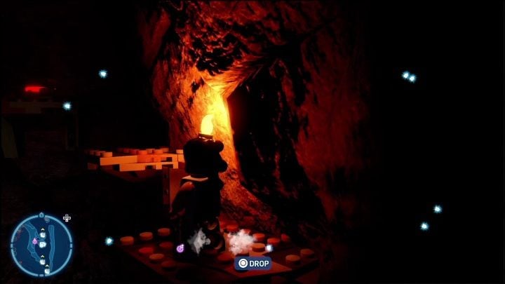 In a small darker cave, find the brick locked in a chest - LEGO Skywalker Saga: Jundland Wastes - list of all puzzles - LEGO Skywalker Saga: Tatooine - LEGO Skywalker Saga Guide