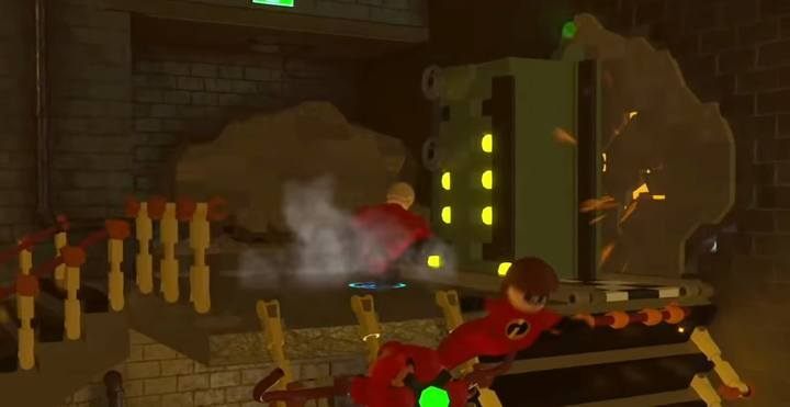 Minikit #6. - Minikits in level 4 (Elastigirl On The Case) in LEGO The Incredibles - Location of all minikits - LEGO The Incredibles Game Guide
