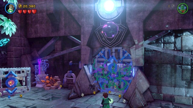 You will find the sixth Minikit near the door that blocks your way - Minikits - Jailhouse Nok - secrets - LEGO Batman 3: Beyond Gotham - Game Guide and Walkthrough