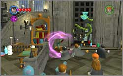 Gryffindor Girl: One of the students is holding a token - use magic on him twice - LEGO Harry Potter Years 1-4: Hogwarts Bonuses - Walkthrough - Secrets and Collectibles - LEGO Harry Potter Years 1-4 Guide & Walkthrough