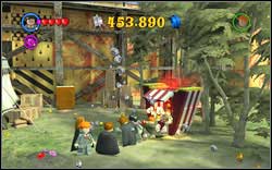 Ravenclaw Boy: On the right you will find a popcorn stand - LEGO Harry Potter Years 1-4: Hogwarts Bonuses - Walkthrough - Secrets and Collectibles - LEGO Harry Potter Years 1-4 Guide & Walkthrough