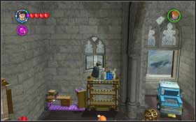 Use magic on the painting by the door and put the letter (WL) into the box #1 - a rabbit will jump out - LEGO Harry Potter Years 1-4: Hogwarts Bonuses - Walkthrough - Secrets and Collectibles - LEGO Harry Potter Years 1-4 Guide & Walkthrough