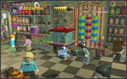 Goyle (Sweater): While youre in the shop, destroy the padlock with (RD) and then shake the booth (WL) - LEGO Harry Potter Years 1-4: Year 3 Bonuses - Walkthrough - Secrets and Collectibles - LEGO Harry Potter Years 1-4 Guide & Walkthrough
