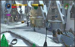 Slytherin (green): After getting rid of the snowball, move right and pull the chain - LEGO Harry Potter Years 1-4: Year 3 Bonuses - Walkthrough - Secrets and Collectibles - LEGO Harry Potter Years 1-4 Guide & Walkthrough