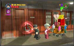 Trolley Witch: Destroy the padlock (DM) on the toilet at the beginning of the car - LEGO Harry Potter Years 1-4: Year 3 Bonuses - Walkthrough - Secrets and Collectibles - LEGO Harry Potter Years 1-4 Guide & Walkthrough