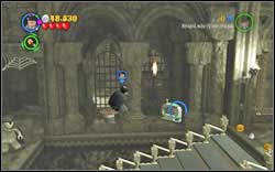 Slytherin (green): During the flashback, in the second room you can find three radios - use magic on each of them - LEGO Harry Potter Years 1-4: Year 2 Bonuses - Walkthrough - Secrets and Collectibles - LEGO Harry Potter Years 1-4 Guide & Walkthrough