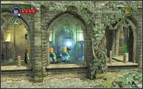 Eventually you have to hit three colourful flowers - this task is easier - LEGO Harry Potter Years 1-4: Year 1 Part 1 - Walkthrough - Walkthrough - LEGO Harry Potter Years 1-4 Guide & Walkthrough