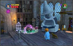 Put on the Invisibility Cloak and approach the books jumping round the room - LEGO Harry Potter Years 1-4: Year 1 Part 2 - Walkthrough - Walkthrough - LEGO Harry Potter Years 1-4 Guide & Walkthrough