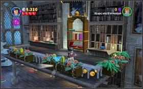 You need a couple ingredients in order to prepare the potion - LEGO Harry Potter Years 1-4: Year 1 Part 2 - Walkthrough - Walkthrough - LEGO Harry Potter Years 1-4 Guide & Walkthrough