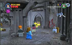 Jump onto the broom and begin shooting the large gold key with magic - LEGO Harry Potter Years 1-4: Year 1 Part 2 - Walkthrough - Walkthrough - LEGO Harry Potter Years 1-4 Guide & Walkthrough