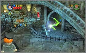 Use Wingardium Leviosa to pick up hair from the heads of both sleeping students #1 and you will get the last ingredient of your potions - drink it - LEGO Harry Potter Years 1-4: Year 2 Part 2 - Walkthrough - Walkthrough - LEGO Harry Potter Years 1-4 Guide & Walkthrough