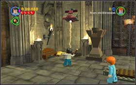 In the right corner of the room, eliminate a hammer-holding pixie with Immobilus - LEGO Harry Potter Years 1-4: Year 3 Part 2 - Walkthrough - Walkthrough - LEGO Harry Potter Years 1-4 Guide & Walkthrough
