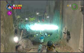 Eliminate the three pixies holding the parts of the chain with Immobilus - LEGO Harry Potter Years 1-4: Year 4 Part 1 - Walkthrough - Walkthrough - LEGO Harry Potter Years 1-4 Guide & Walkthrough