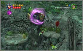 You can either swim to the other side or to the right - LEGO Harry Potter Years 1-4: Year 4 Part 2 - Walkthrough - Walkthrough - LEGO Harry Potter Years 1-4 Guide & Walkthrough