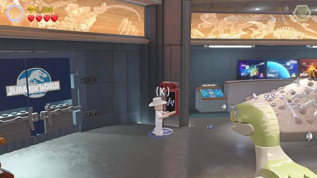 Minikit #2 - Main Street Showdown | Jurassic World - secrets - Jurassic World - secrets (missions) - LEGO Jurassic World Game Guide & Walkthrough