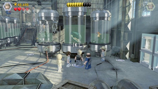 After you make it to the other side, approach the container shown in the screenshot and as Billy, take a picture of the velociraptor - Breeding facility | Jurassic Park III - walkthrough - Jurassic Park III - walkthrough - LEGO Jurassic World Game Guide & Walkthrough