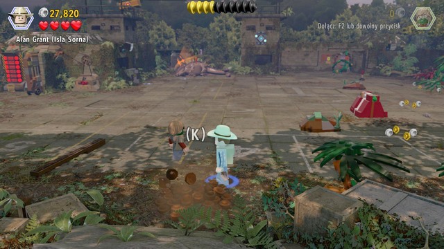 You need to dig up the third item in the spot shown in the screenshot - Eric Kirby | Jurassic Park III - walkthrough - Jurassic Park III - walkthrough - LEGO Jurassic World Game Guide & Walkthrough