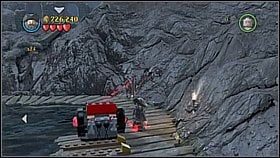 Bottle 7 - In the secret bay (check the description of bottles number 4-6) as the Sea Walker get to the indicated object - Isla de Muerta - bottles - The Curse of the Black Pearl - LEGO Pirates of the Caribbean: The Video Game - Game Guide and Walkthrough