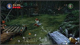 Get across the bridges to the right and move the cage on the further platform - A Touch of Destiny - walkthrough - Dead Man's Chest - LEGO Pirates of the Caribbean: The Video Game - Game Guide and Walkthrough