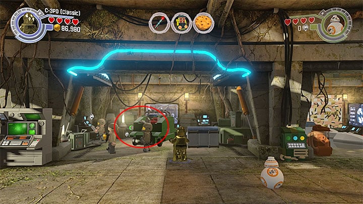 Storage with workers and a minikit - Chapter 7 - The Resistance | Minikits and red bricks - Minikits and red LEGO bricks - LEGO Star Wars: The Force Awakens Game Guide