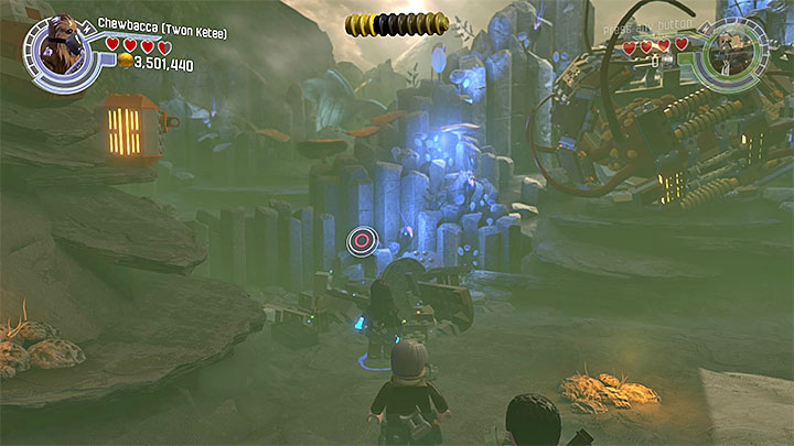 Your final task in this mission is again to secure the large cage, with the rathtar inside - Rathtar Hunting | Walkthrough - Side missions - LEGO Star Wars: The Force Awakens Game Guide