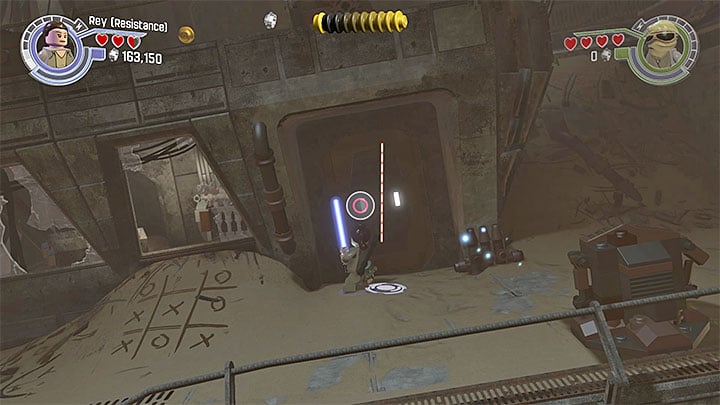 Special requirements: a character equipped with a lightsaber (like Darth Vader or Finn from the later chapters) - Chapter 2 - Escape from the Finalizer | Minikits and red bricks - Minikits and red LEGO bricks - LEGO Star Wars: The Force Awakens Game Guide