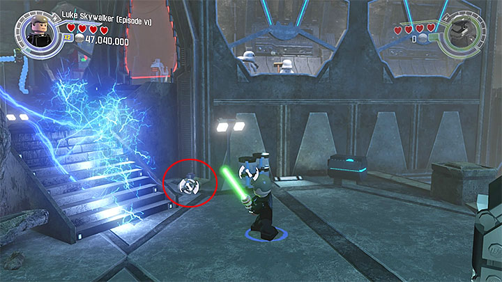 The second creature can be found on the right from the stairs with charges (above picture) - The Crimson Corsair | Minikits and red bricks - Minikits and red LEGO bricks - LEGO Star Wars: The Force Awakens Game Guide