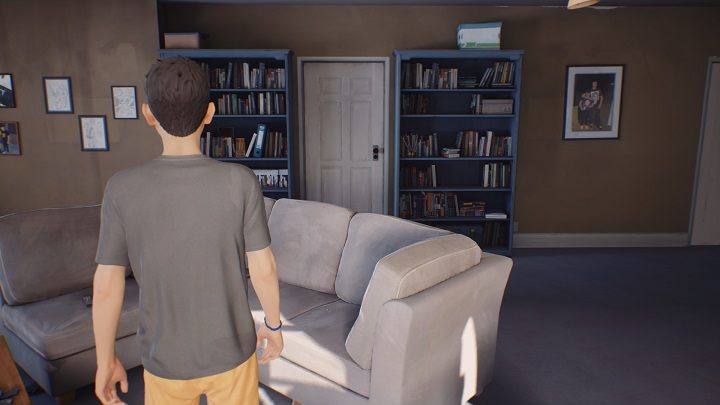 After talking with dad, you knock to the door of your brothers room, there you can enter into interaction with 4 items: Creepy toy, Drawing, Robot toys and Plush - Chapter I - Summer Breakdown | Life is Strange 2 Episode 2 Walkthrough - Episode 3 Walkthrough - Life is Strange 2 Game Guide