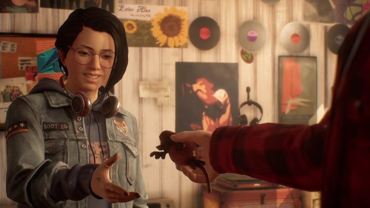 Try to move or scare the cat - Life is Strange True Colors: Vinyl shop - walkthrough - Life is Strange True Colors: Chapter 1 Side A - Life is Strange True Colors Guide