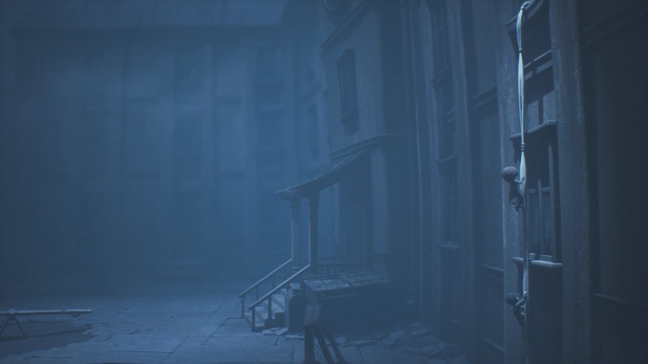 Once you have already explored everything in the playground, you need to go to the right corner of the area - Little Nightmares 2: Road to the Orphanage - Chapter 2 walkthrough - Chapter 2 - Orphanage - Little Nightmares 2 Guide