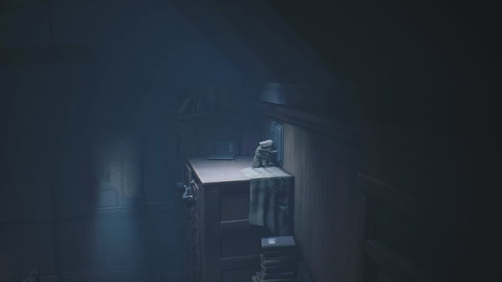 Along with Six, open the passage to get further - Little Nightmares 2: Escape from School - Chapter 2 Orphanage walkthrough - Chapter 2 - Orphanage - Little Nightmares 2 Guide
