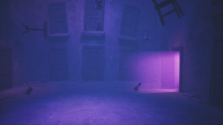 However, the door on the right will open - Little Nightmares 2: Door Puzzles - Chapter 5 walkthrough - Chapter 5 - The Signal Tower - Little Nightmares 2 Guide