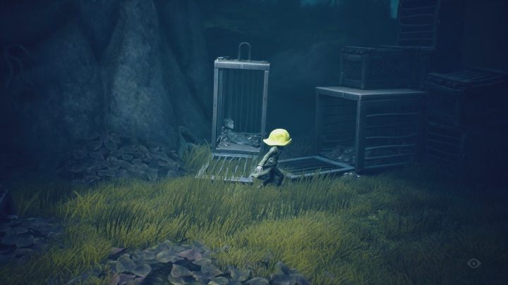 Even though the hat is very yellow, it doesn't change the enemies' approach to your character - Little Nightmares 2: Hats in Chapter 1 Forest - list, locations - Hats - Little Nightmares 2 Guide