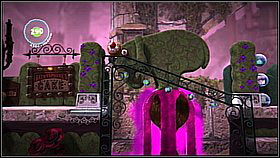 Get onto the green background element once again and this time go right - this way you can collect two more items (behind the cakes stove) - Brainy Cakes - Victoria's Laboratory - LittleBigPlanet 2 - Game Guide and Walkthrough