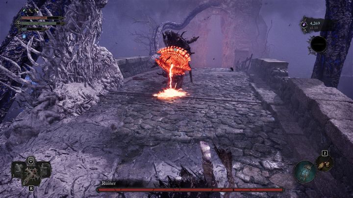 In addition to his standard attacks, he can pour lava from his shield onto the ground - Lords of the Fallen: How to beat boss Ruiner? - Main - Lords of the Fallen Guide