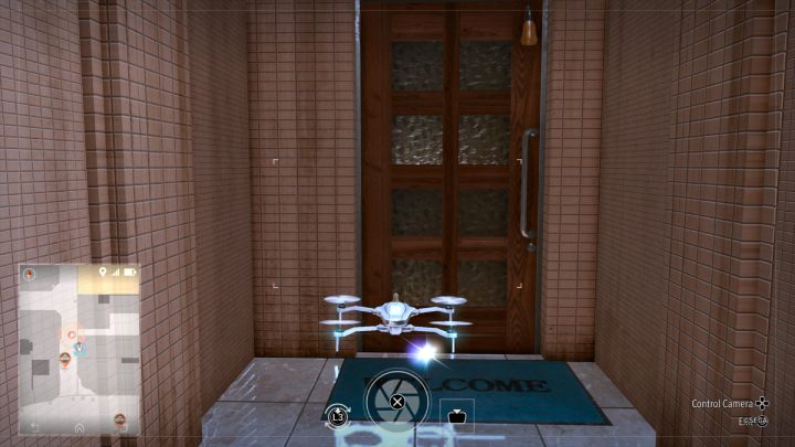 Use the drone to pick up the Elegant Paint that is lying on the mat under the door - Lost Judgment: Squirrel search Isezaki Road - all squirrels, map - Ijincho - Lost Judgment Guide