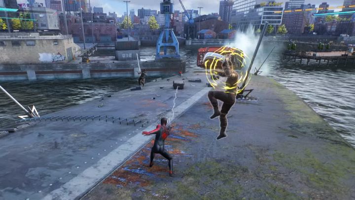 During fights with bosses, you will also encounter attacks that can only be avoided - Spider-Man 2: Tips and tricks - Basics - Spider Man 2 Guide