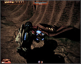 Just as before, you should focus on preventing the alien leader from taking over standard Collectors, because each duel with a Harbinger will be risky and will result in losing a lot of ammunition - Mass Effect 2: Collector Ship - walkthrough - Main quests - Mass Effect 2 Guide & Walkthrough