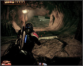 Be careful here, because youll soon notice that a large group of husks is running towards your team - Mass Effect 2: Collector Ship - walkthrough - Main quests - Mass Effect 2 Guide & Walkthrough