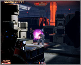 You will soon have to start exploring a large warehouse area (first screenshot) and this is when the rules of this battle will radically change - Mass Effect 2: Hahne-Kedar Facility - N7 walkthrough - N7 quests - Mass Effect 2 Guide & Walkthrough