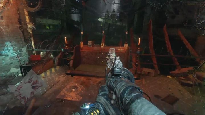 Before you finally leave the hangar, you can still repay the big fish for her attempts to kill you - Metro Exodus: Hangar with a big fish - walkthrough - Volga - Metro Exodus Guide