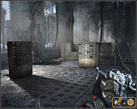 Use the stairs to get to the upper balconies #1 and notice that you wont be allowed to use the main gate to reach the next area - Walkthrough - Library | Chapter 5 - Chapter 5 - Metro 2033 Guide