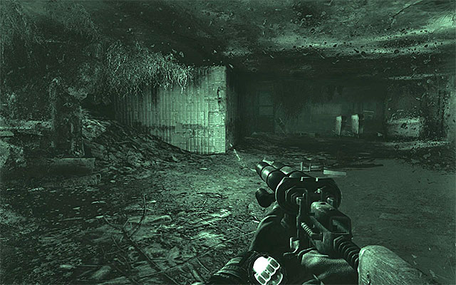 Start exploring the sewers and watch the last, and a bit more interactive, vision - Explore the Dead City and find a way into Red Square | Chapter 26: The Dead City - Chapter 26: The Dead City - Metro: Last Light Game Guide